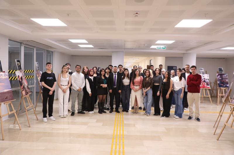 Grafik Tasarımı Programı Fotoğraf Sergisi